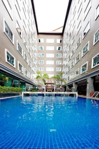Jomtien Beach Thailand Discount Code Booking.com